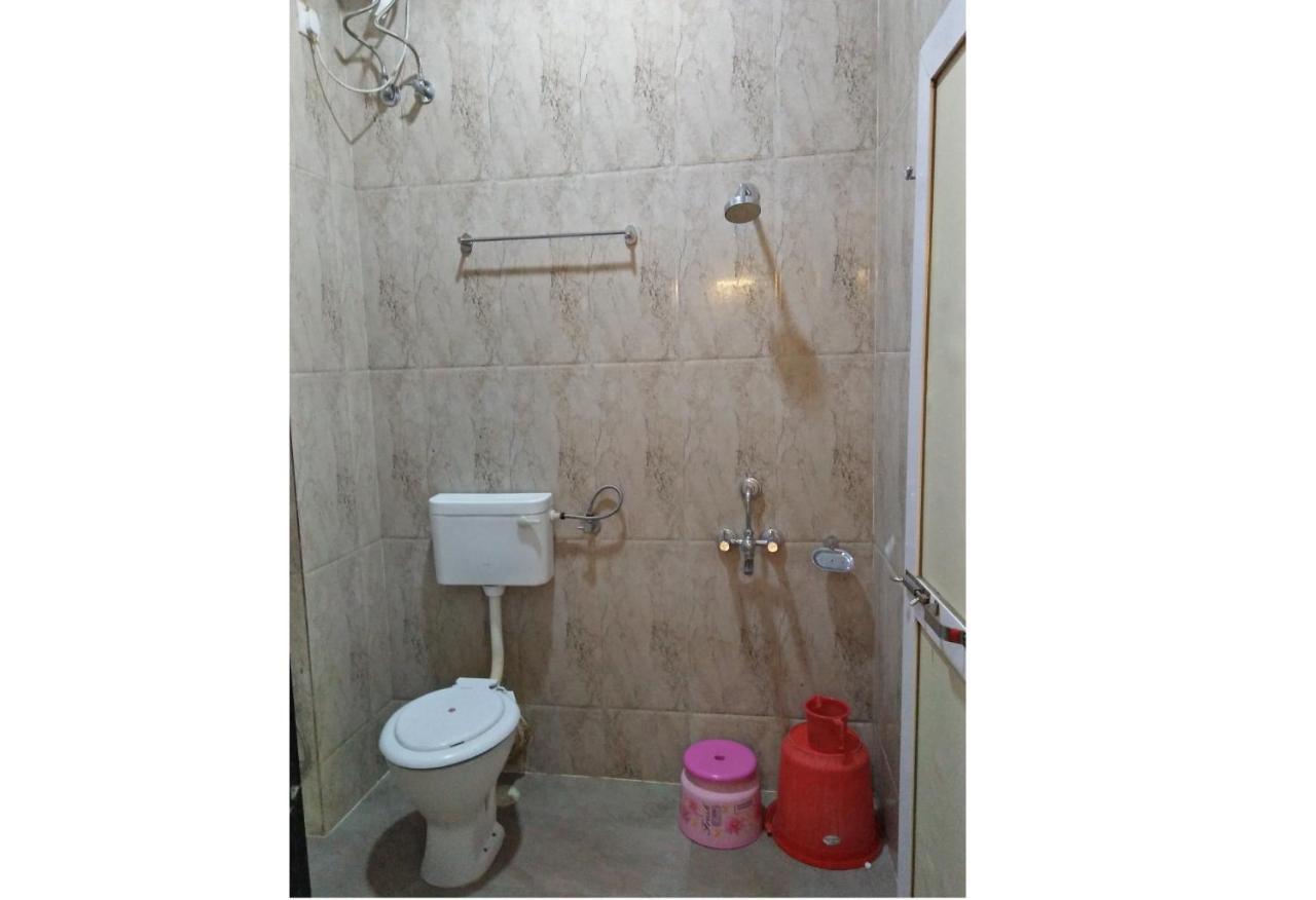 Hotel Blue Bird Colaba Mandve Екстер'єр фото